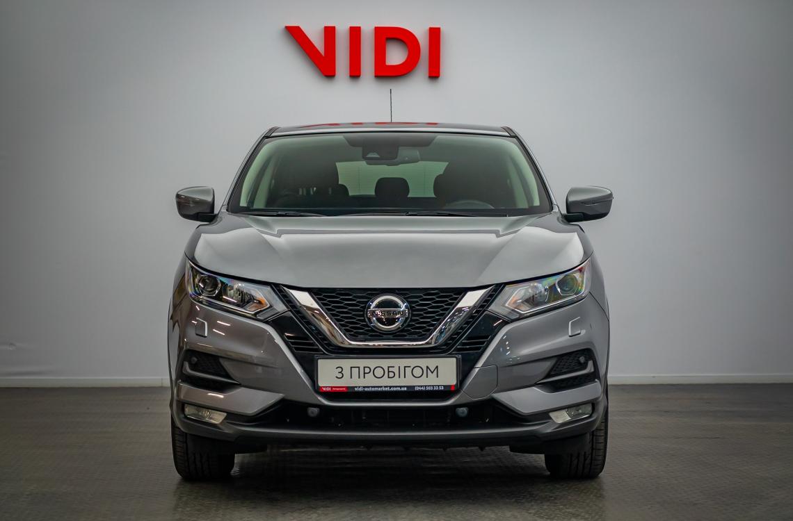 nissan picture