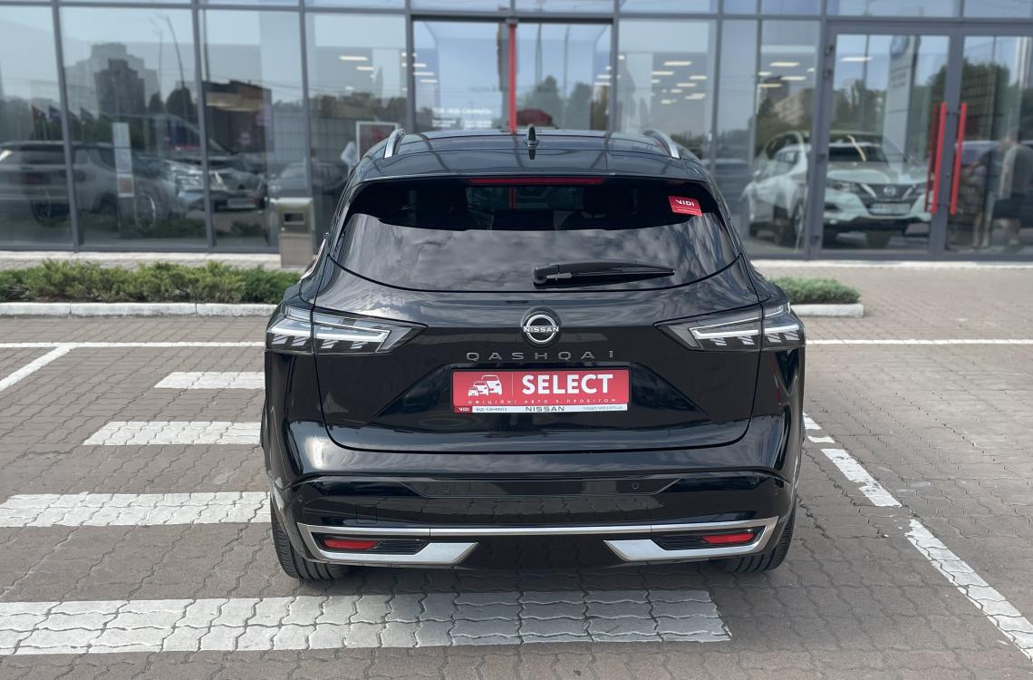nissan picture