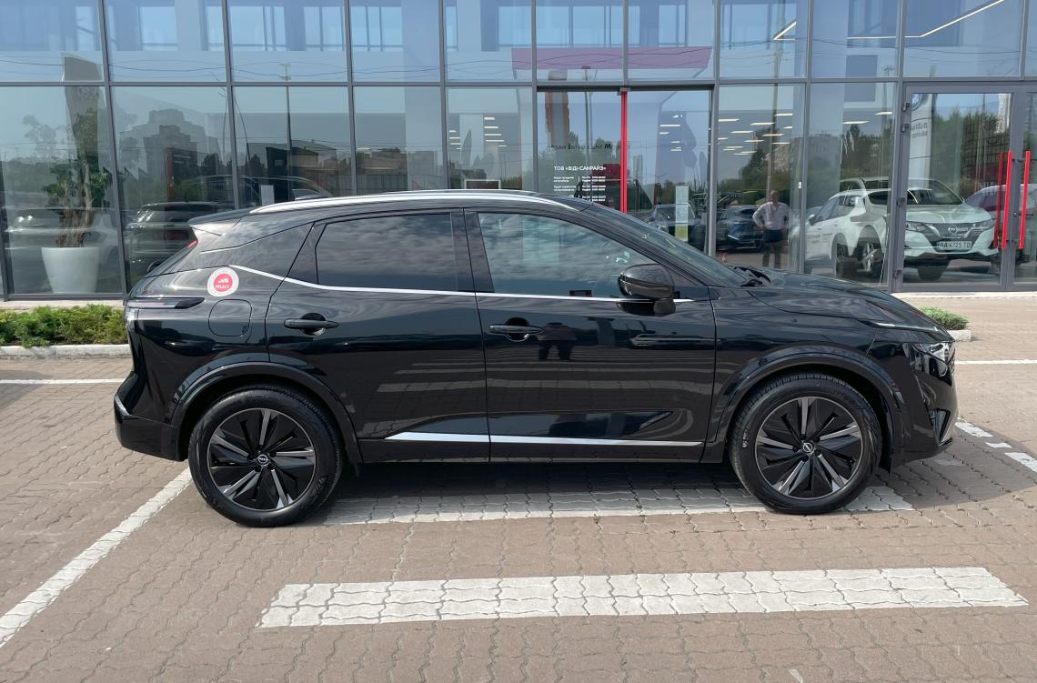 nissan picture