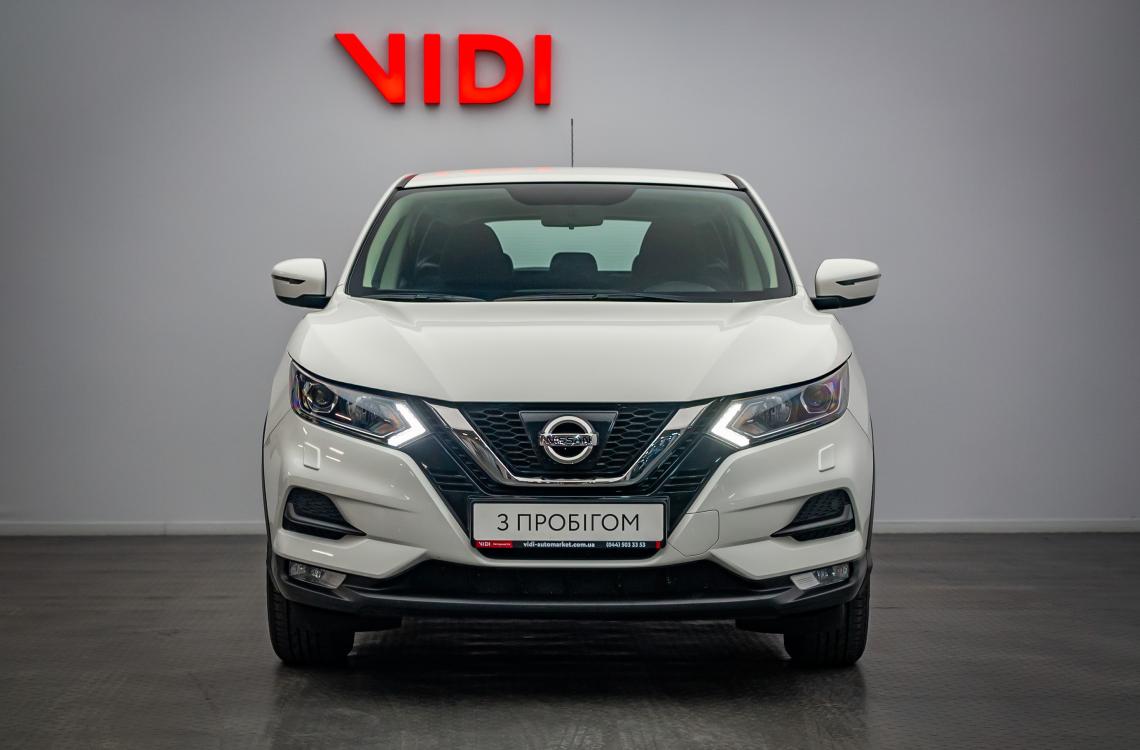 nissan picture