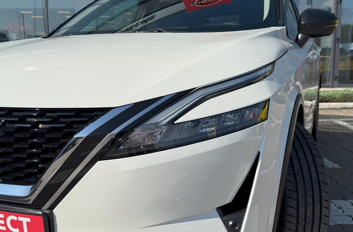nissan picture
