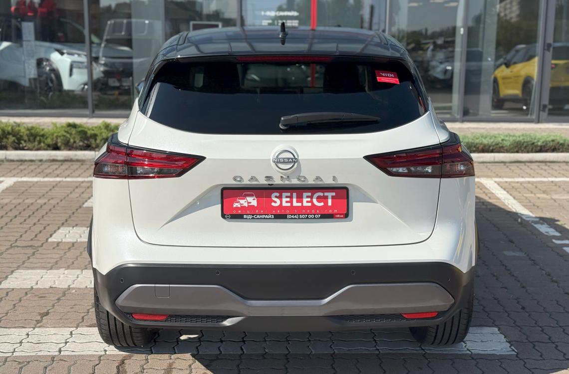 nissan picture