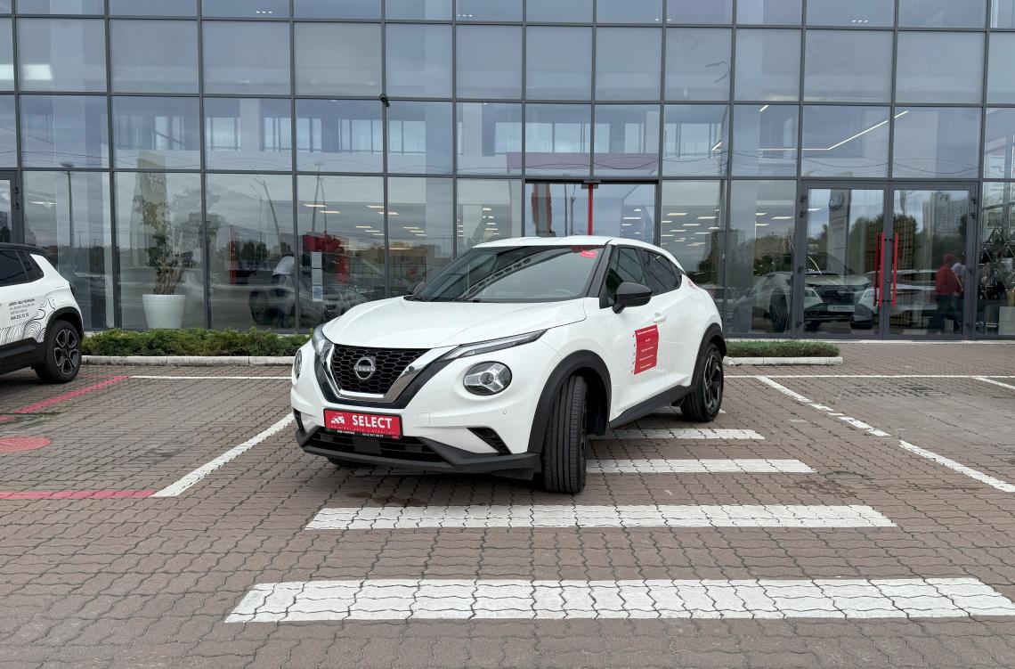 nissan picture