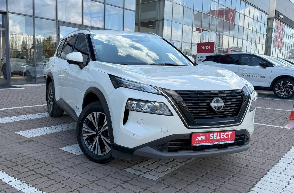 nissan picture