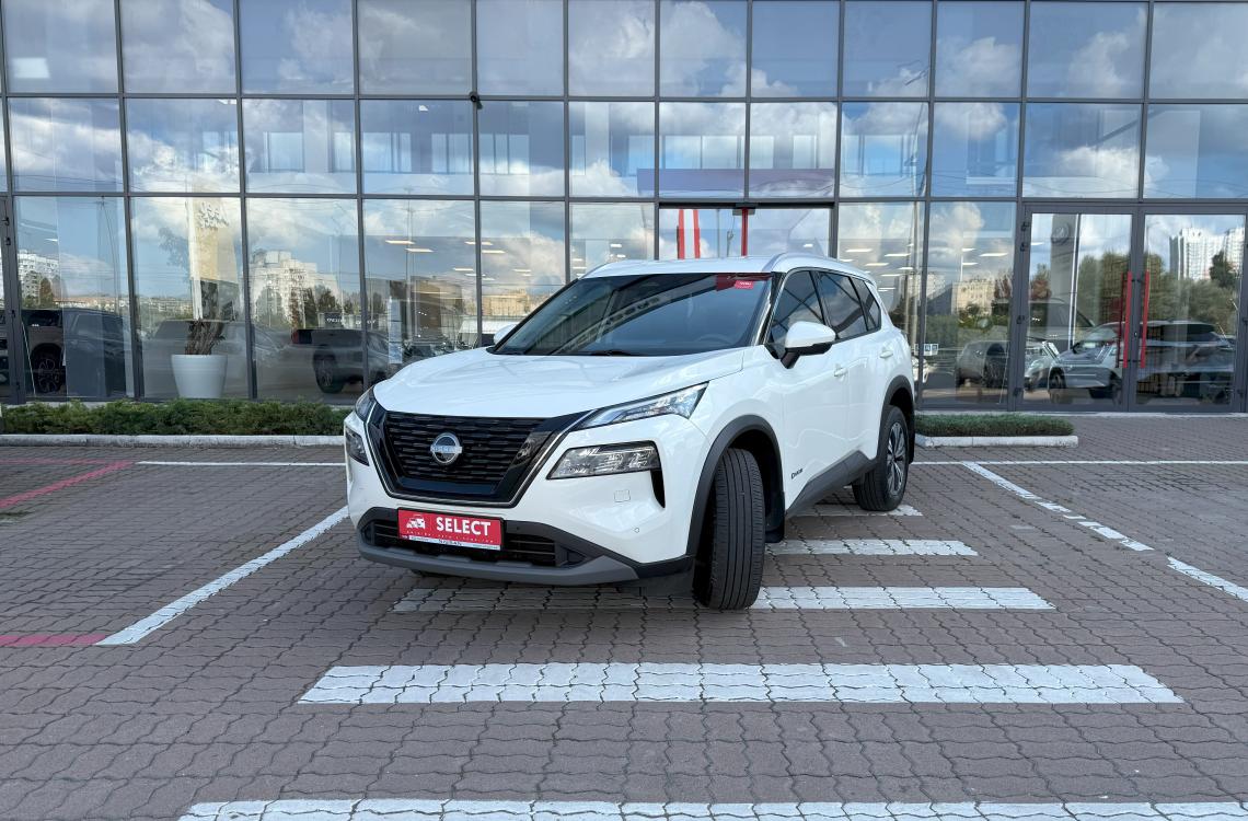 nissan picture