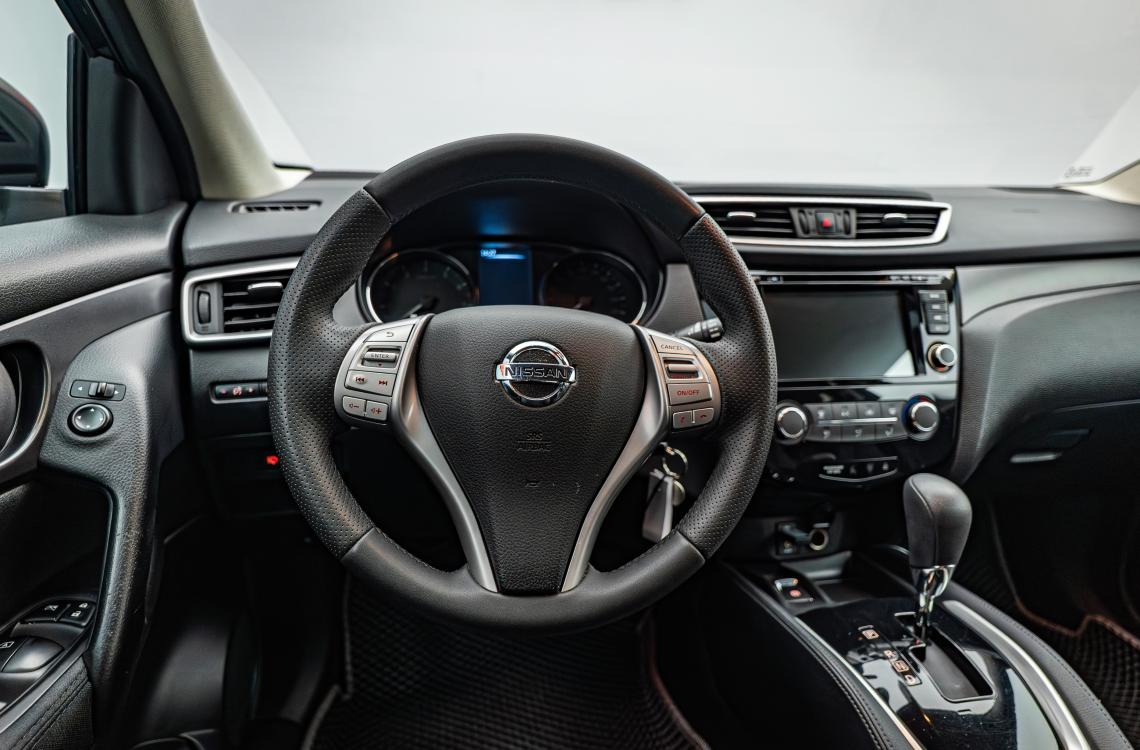 nissan picture