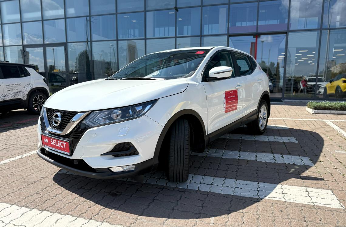 nissan picture