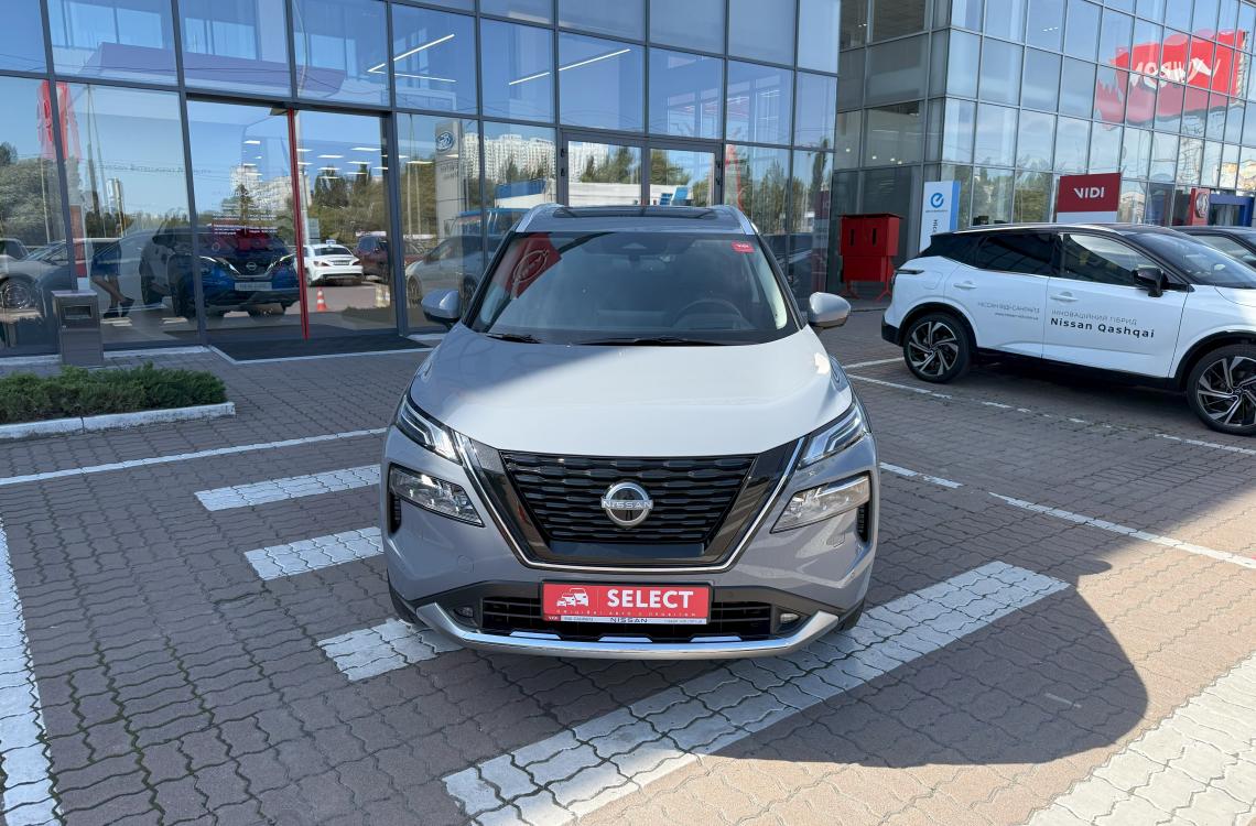 nissan picture