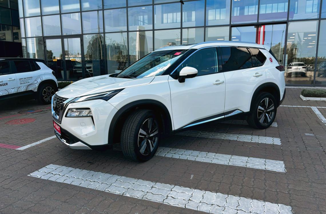 nissan picture