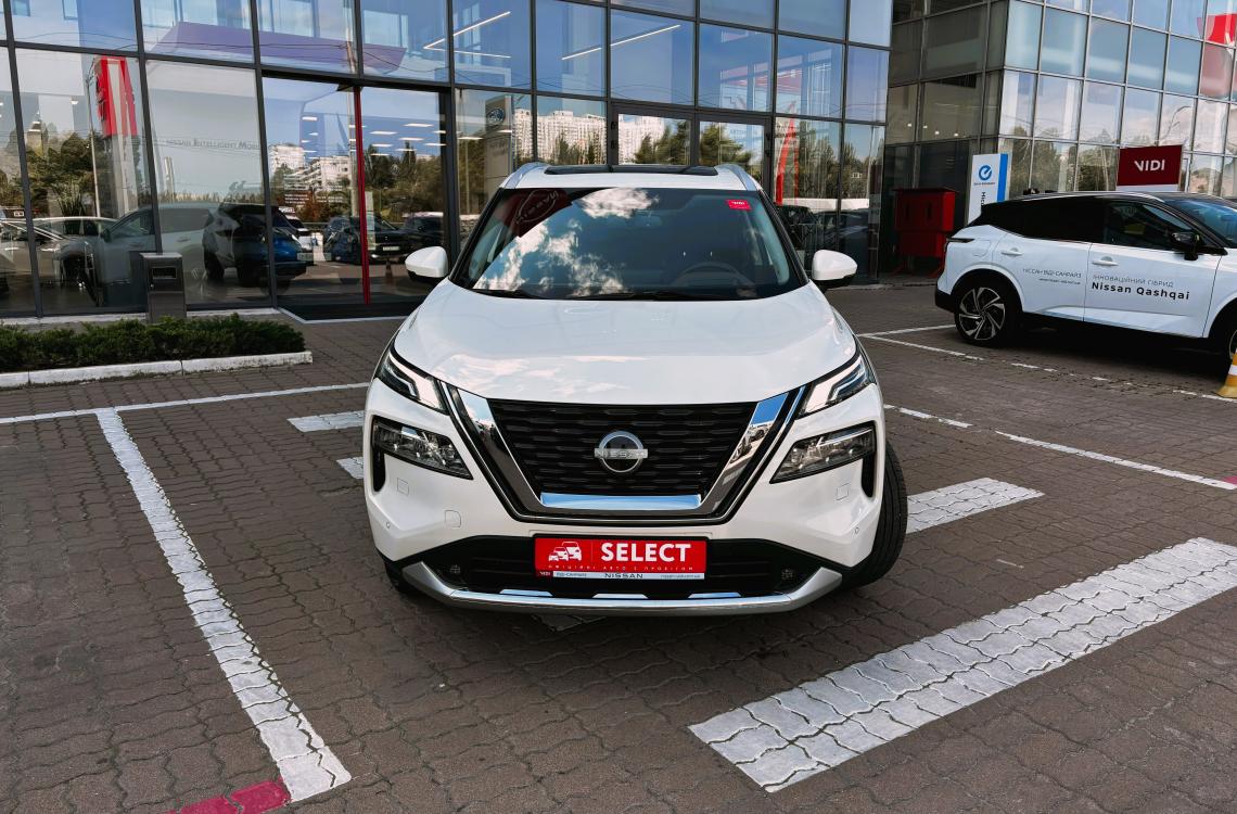nissan picture